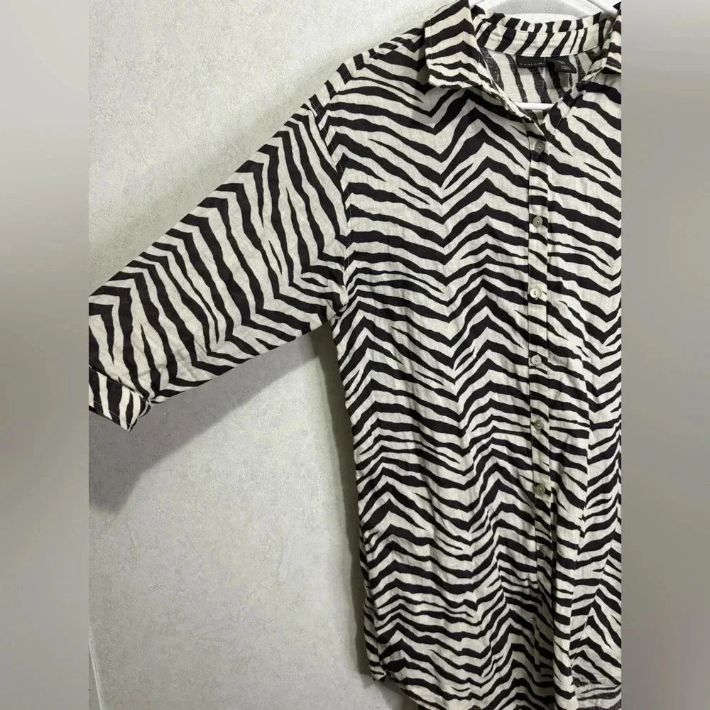 TAHARI Zebra Print Button Up Tunic Top Linen Blen… - image 4
